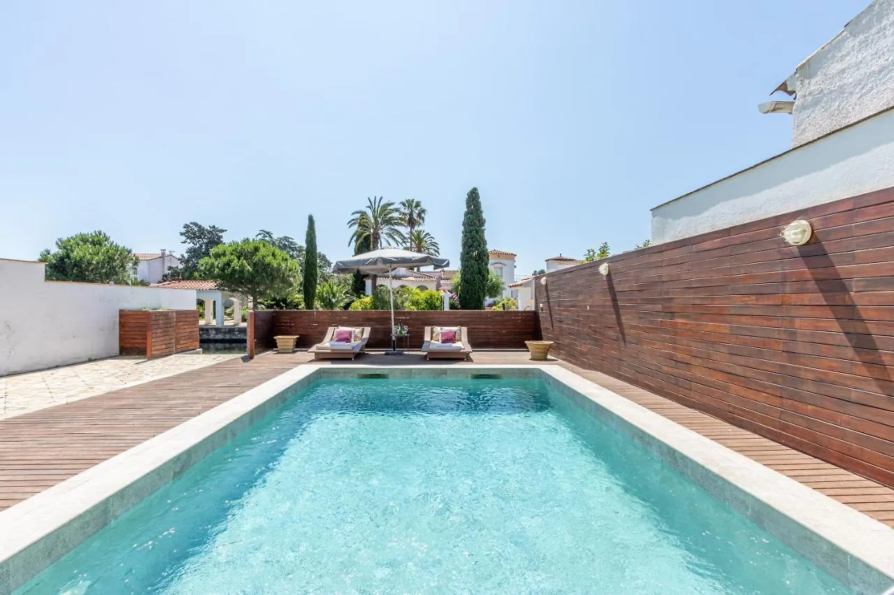 Villa Apart-Rent Casa Al Canal Llobregat 0106 Empuriabrava Spanyolország