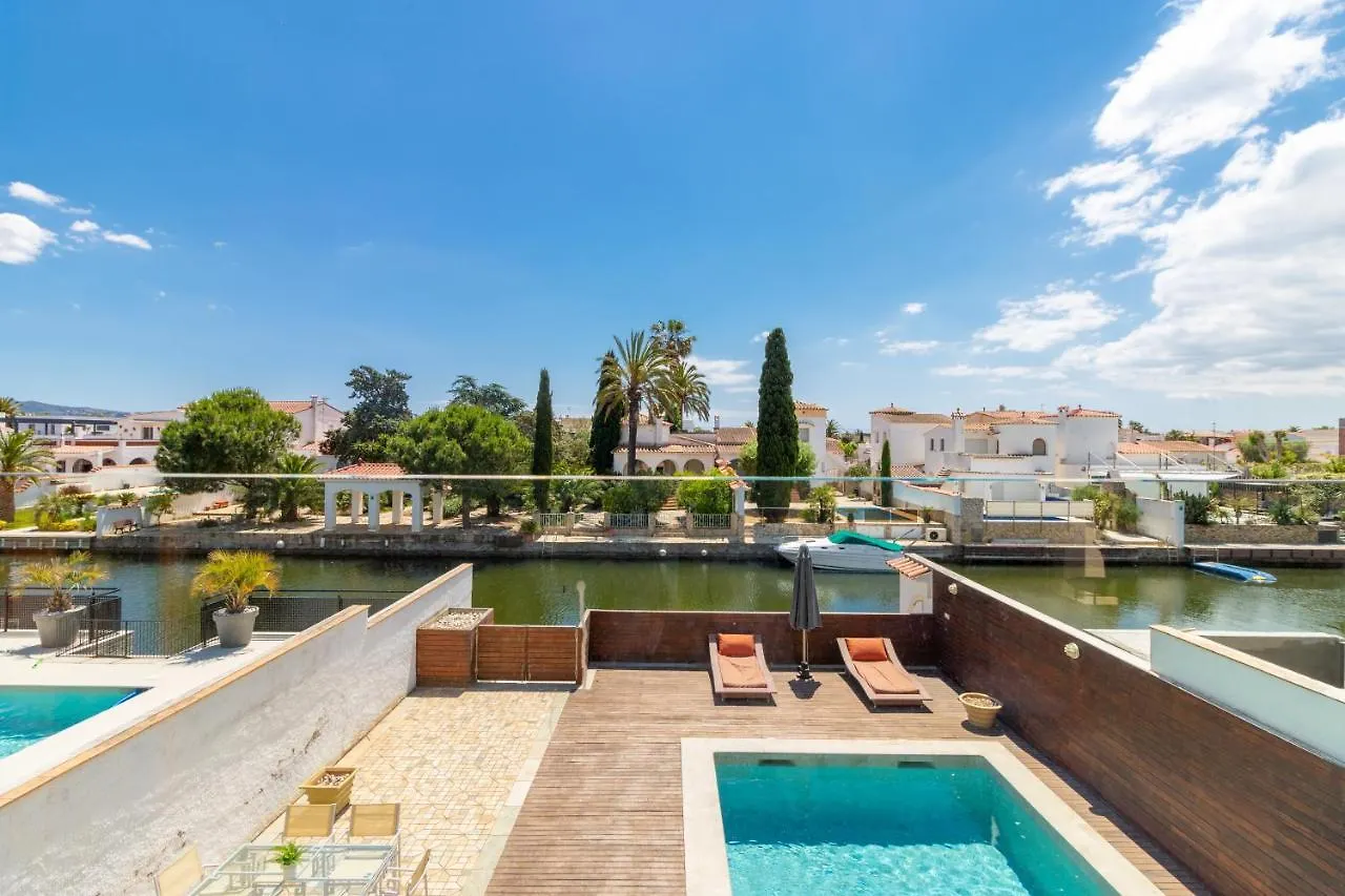 Apart-Rent Casa Al Canal Llobregat 0106 Empuriabrava Spanyolország